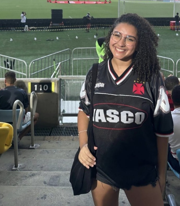 ELAS & O PROFESSOR – BRUNNA