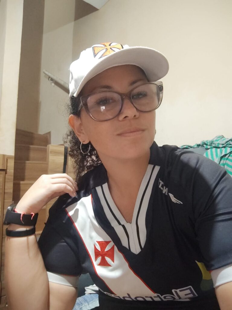ELAS & O PROFESSOR – NESSA RANGEL